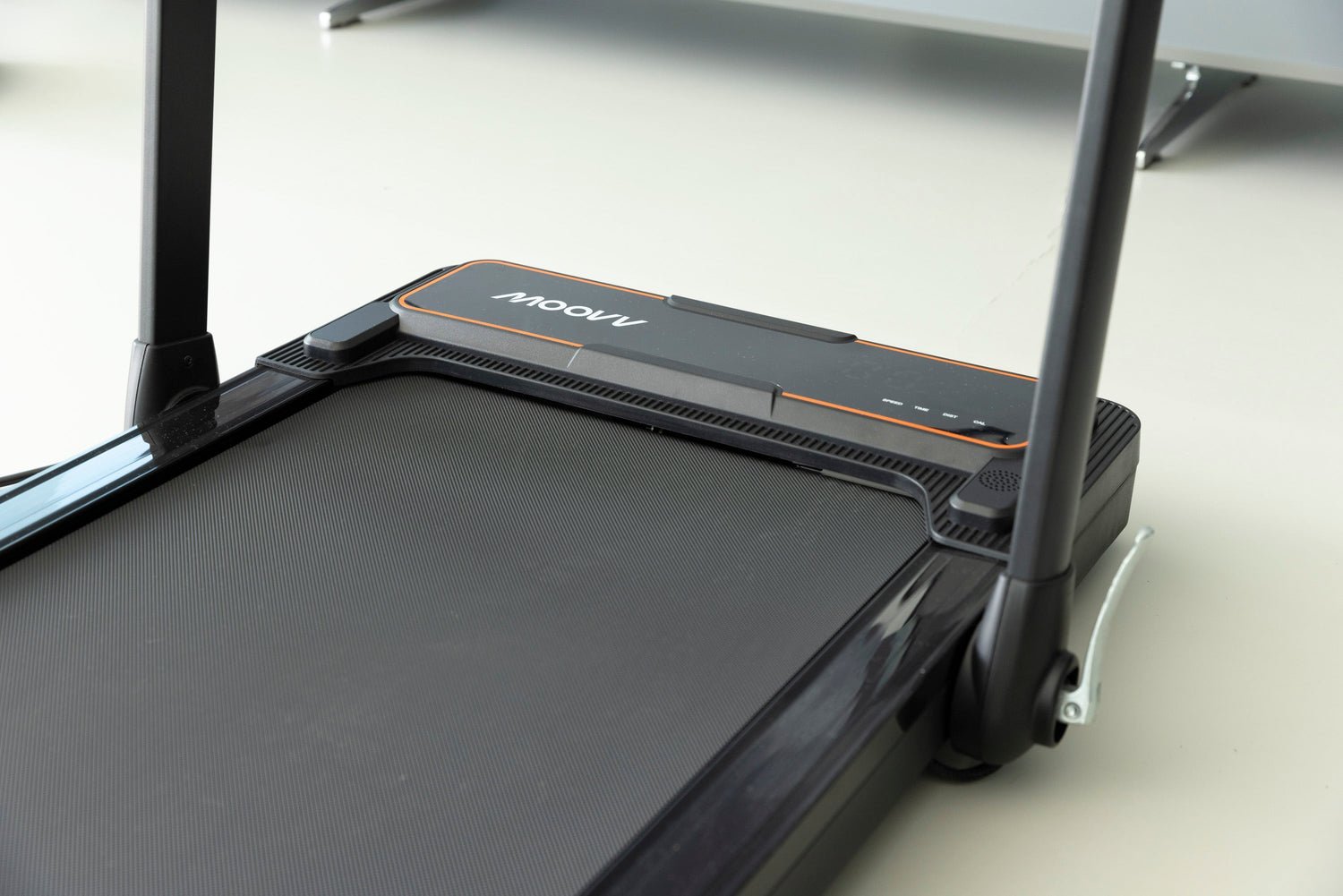 Hoe moet ik mijn loopband onderhouden en smeren? +8 tips 🛠️